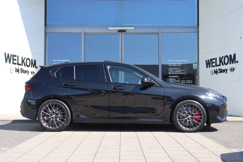 BMW 120 1 Serie M Sport Automaat / Panoramadak / Sportstoe — photo 8