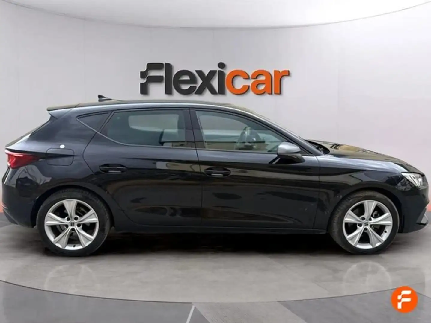 SEAT Leon 1.0 TSI S&S FR 25º Aniversario 110 Negro - 2