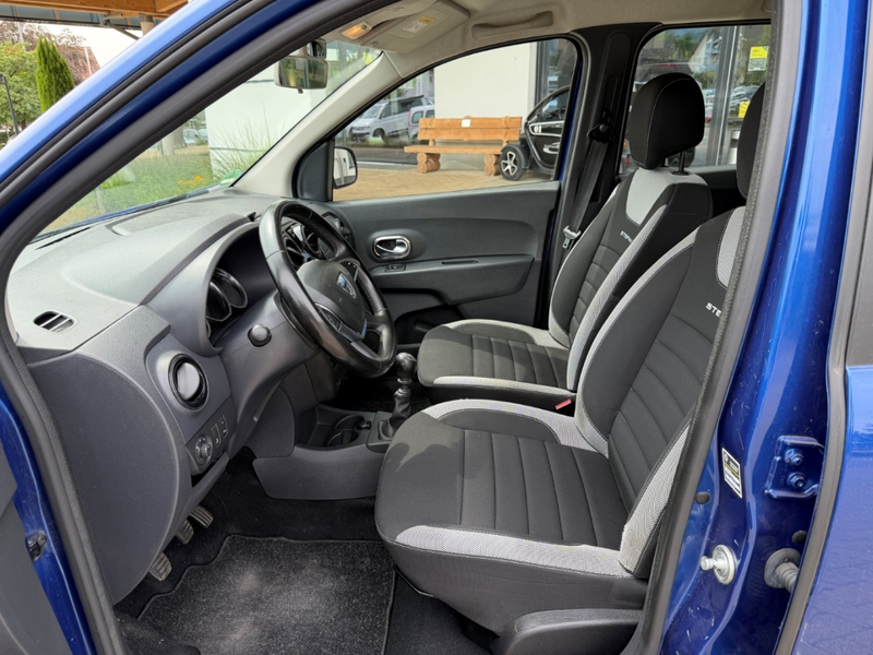 Dacia Lodgy Stepway TCE 130 7-Sitzer AHK Navi Apple CarPlay An — photo 4