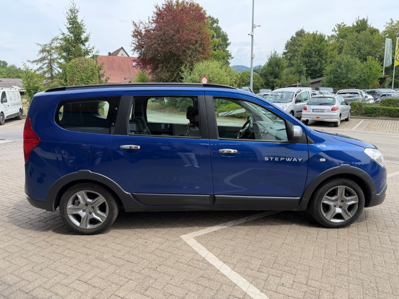 Dacia Lodgy Stepway TCE 130 7-Sitzer AHK Navi Apple CarPlay An — photo 13
