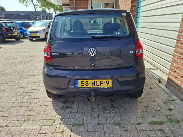 Volkswagen Fox view 16