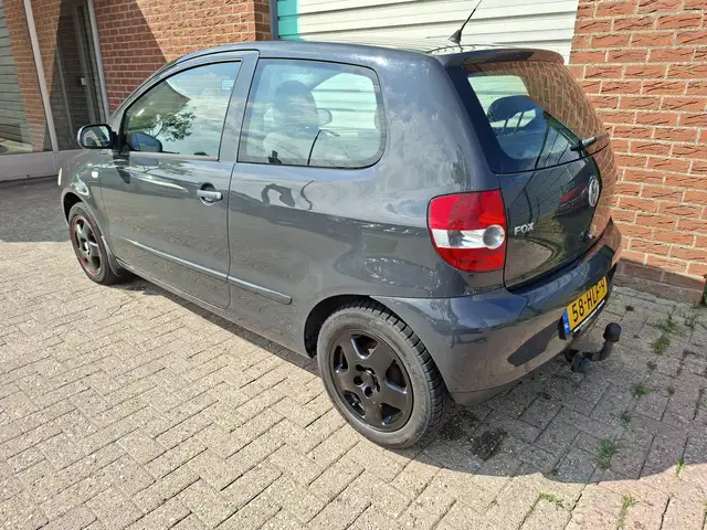Volkswagen Fox view 18
