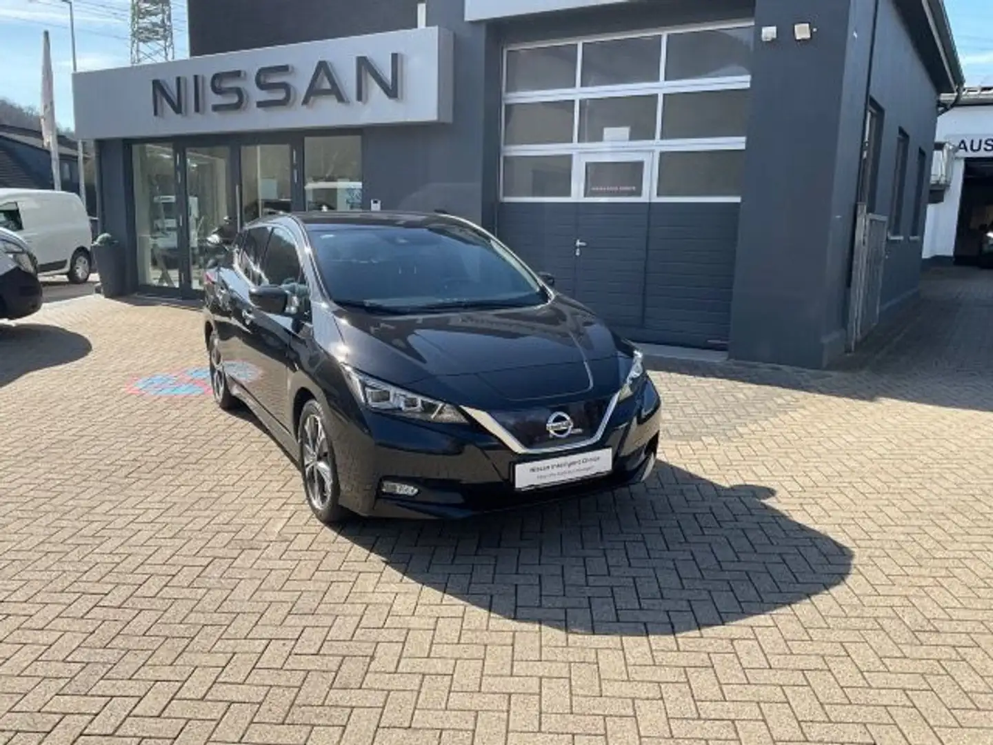 Nissan Leaf 40kWh Tekna BOSE Leder LED Navi AVM-Kamera Schwarz - 2