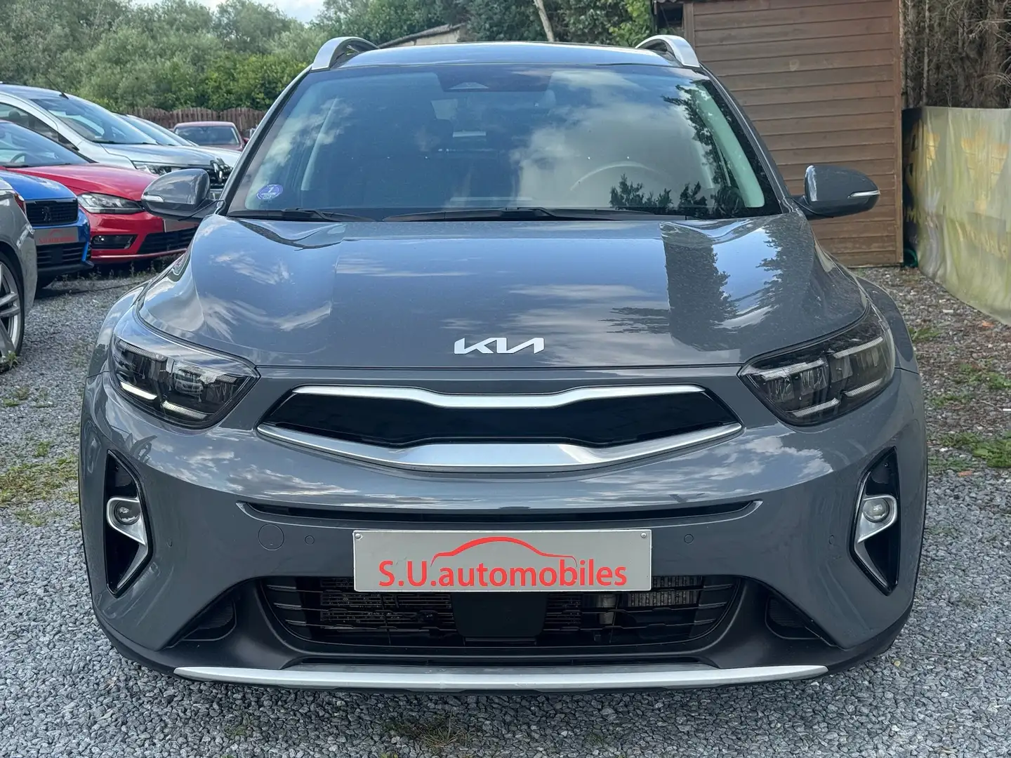 Kia Stonic 1.0i Fusion Navi/ Lane assist/ Camera/ Gar2029 Grau - 2