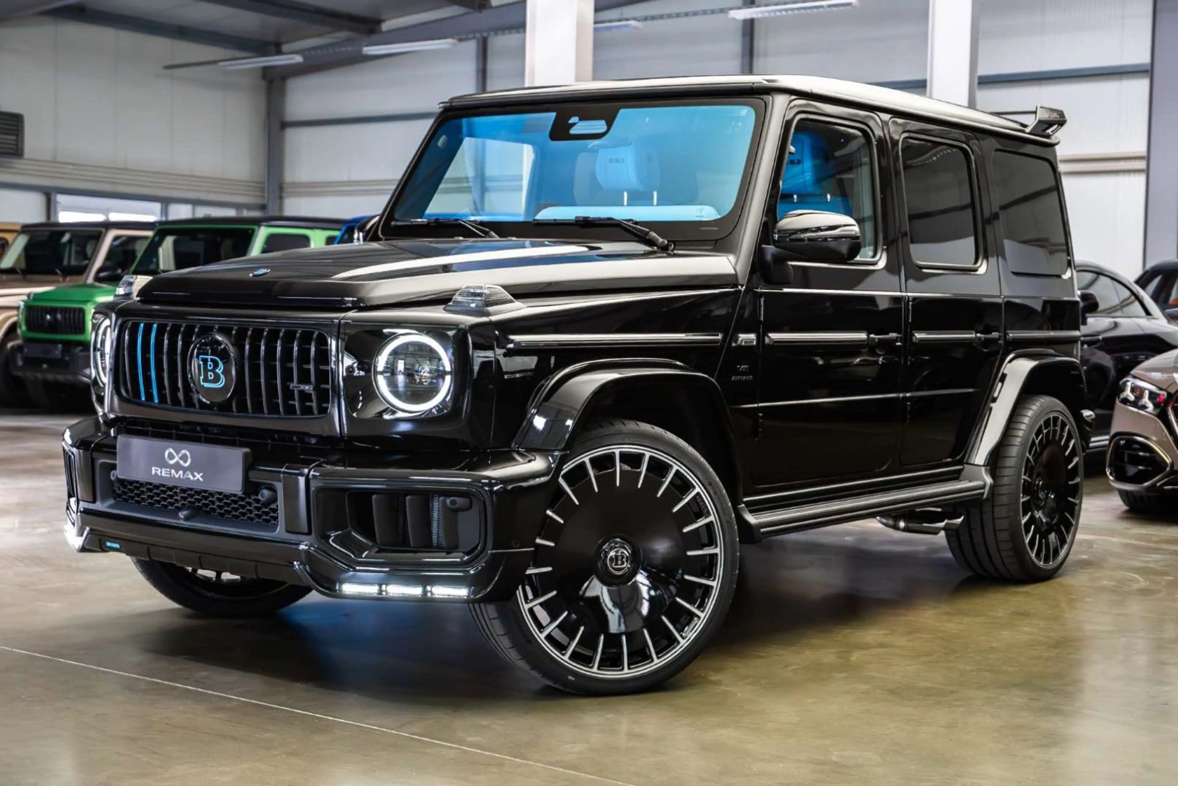 Mercedes-Benz G 63 AMG / BRABUS /Shooting Star/ Sky Blue/ 2027 — photo 10