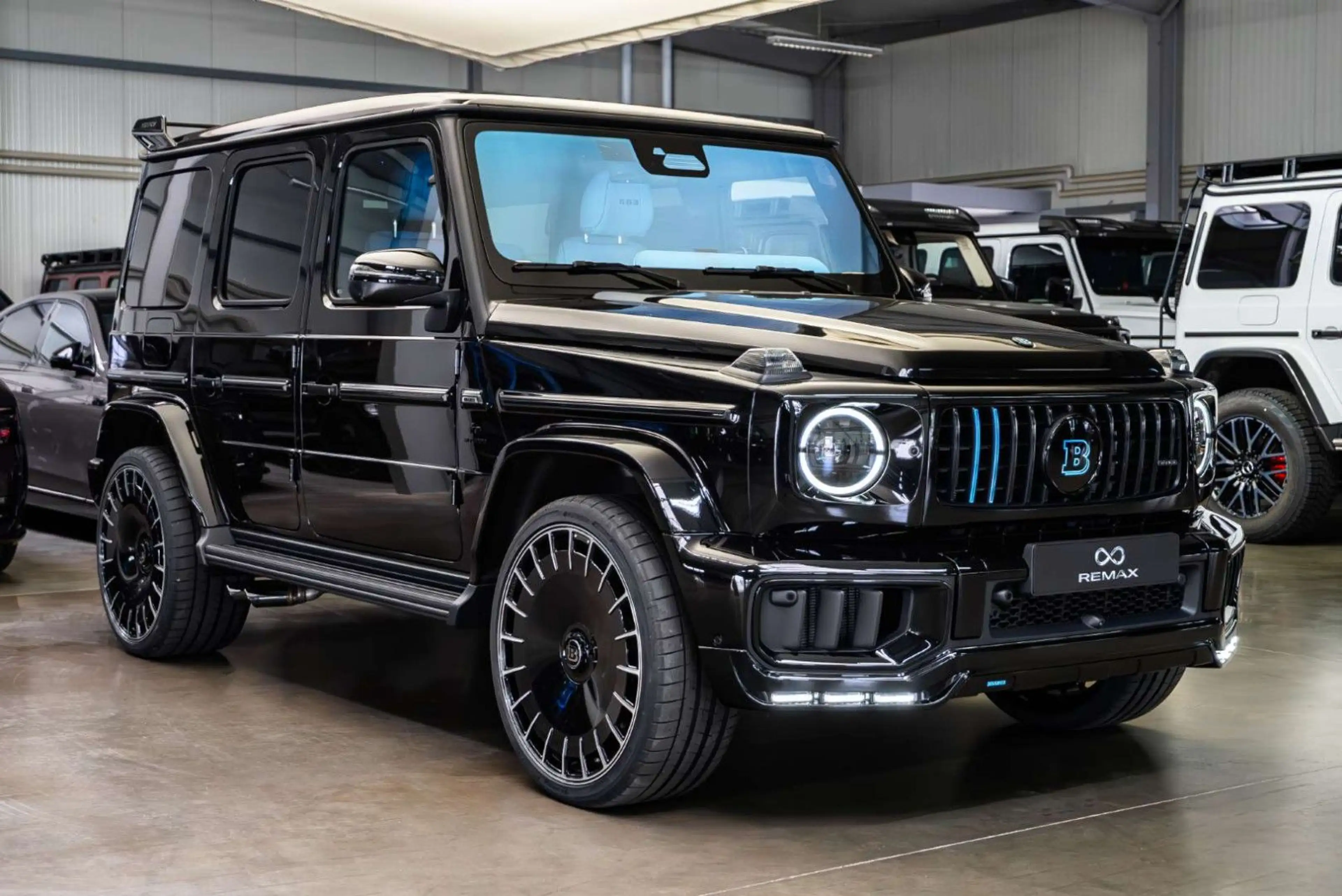 Mercedes-Benz G 63 AMG / BRABUS /Shooting Star/ Sky Blue/ 2027 — photo 13