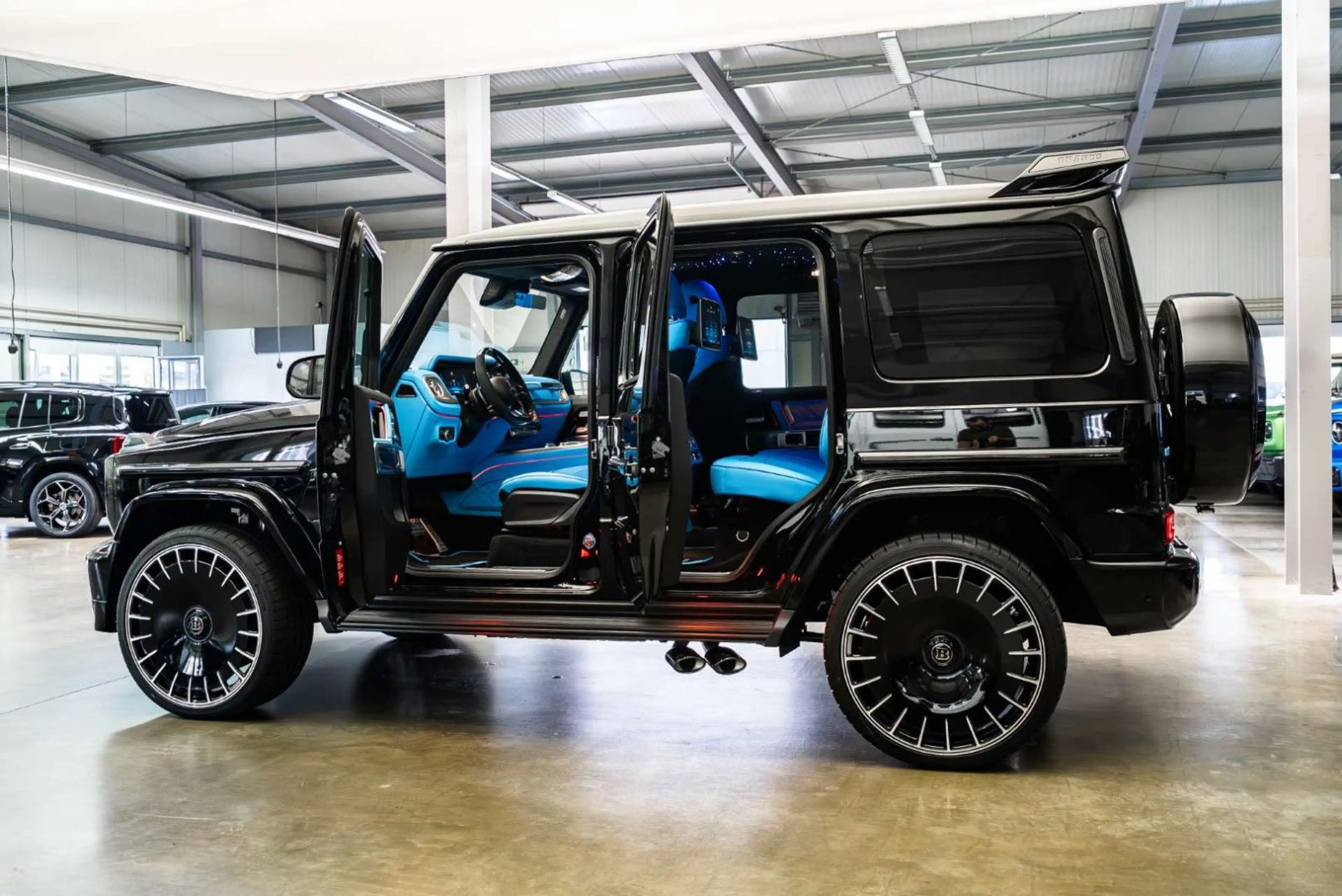 Mercedes-Benz G 63 AMG / BRABUS /Shooting Star/ Sky Blue/ 2027 — photo 15