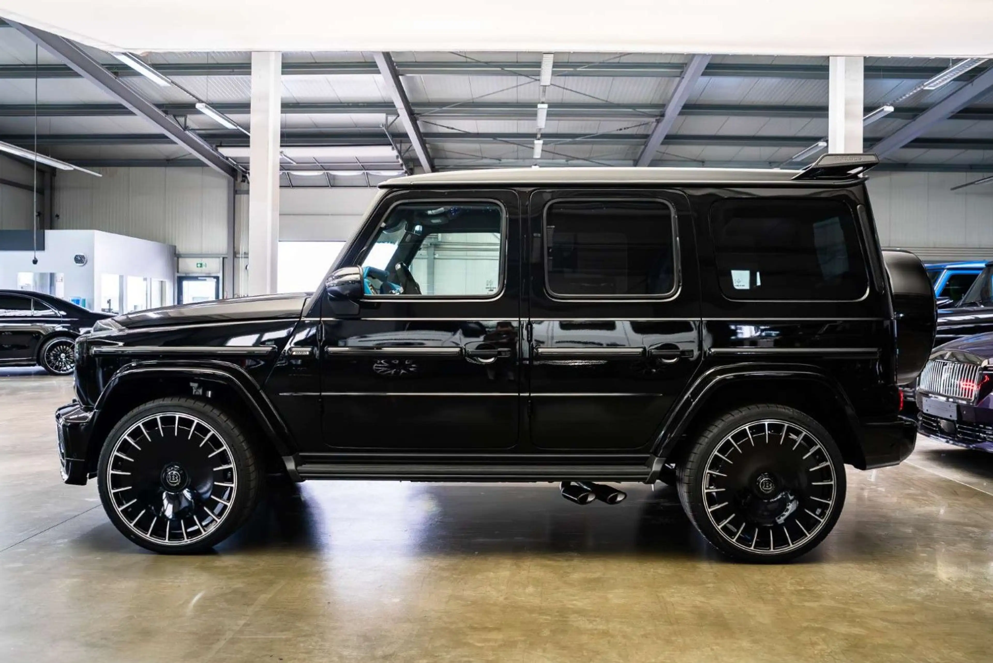 Mercedes-Benz G 63 AMG / BRABUS /Shooting Star/ Sky Blue/ 2027 — photo 14