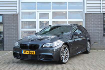 BMW M550 5-serie Touring M550xd 381PK / Panoramadak / HUD /