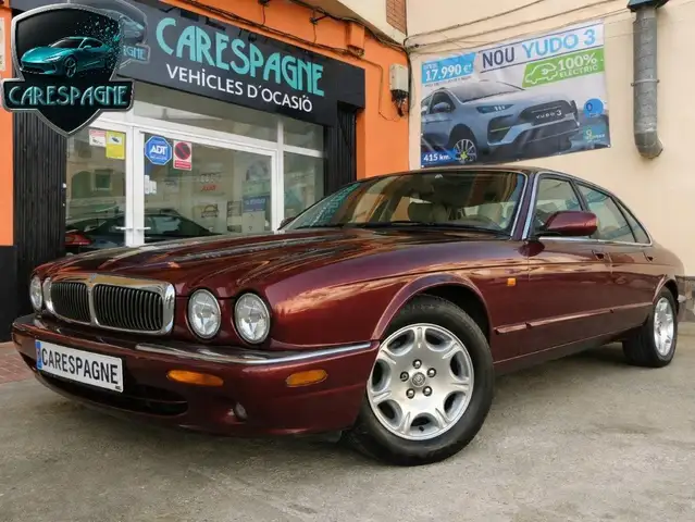 Jaguar XJ8 3.2 SJ V8 237 CH Executive
