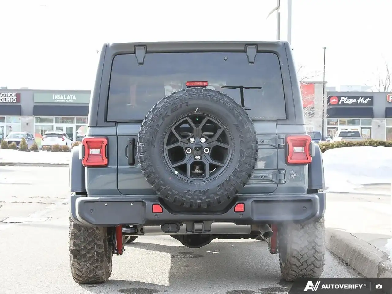 Jeep Wrangler снимка Jeep Wrangler