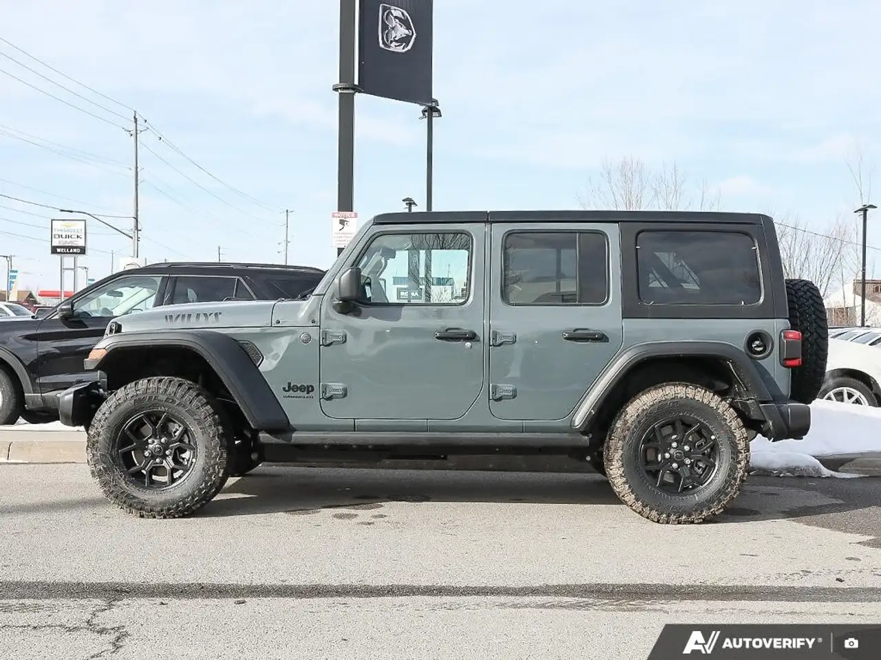 Jeep Wrangler снимка Jeep Wrangler
