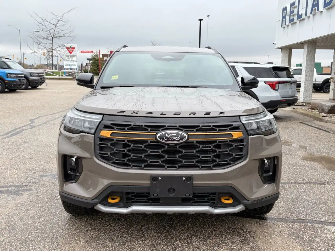 Ford Explorer снимка Ford Explorer