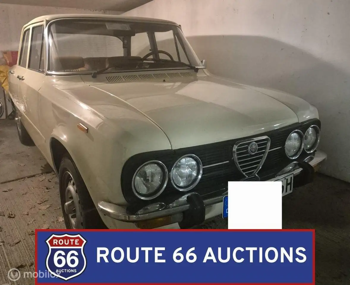 Alfa Romeo Giulia Nuova Super 1300 | Route 66 Auctions, foto 4
