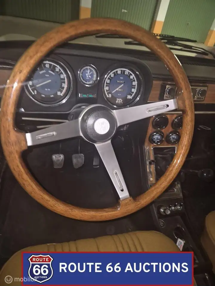 Alfa Romeo Giulia Nuova Super 1300 | Route 66 Auctions, foto 2