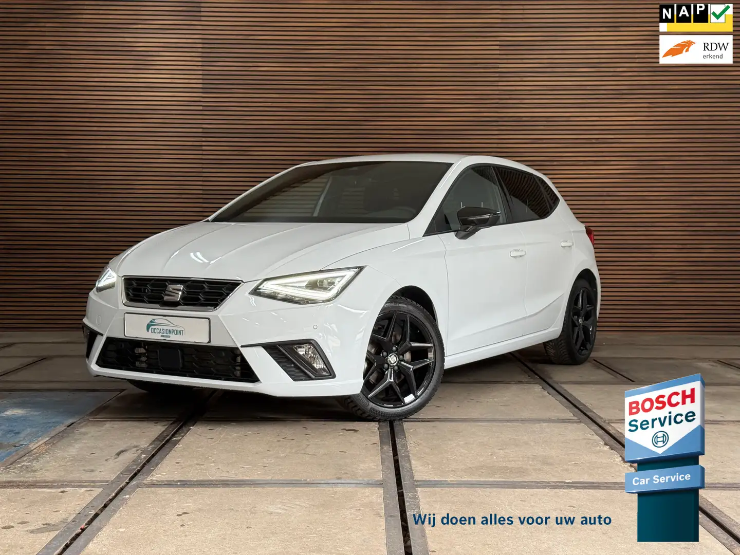 SEAT Ibiza 1.0 EcoTSI FR Business Connect DSG | Navigatie | P Wit - 1