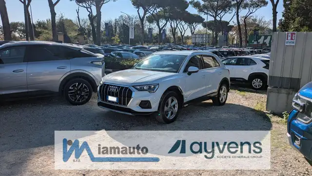 Audi Q3 ADVANCED BUSINESS 3S 2.0tdi 150cv AUDI PRE SENSE