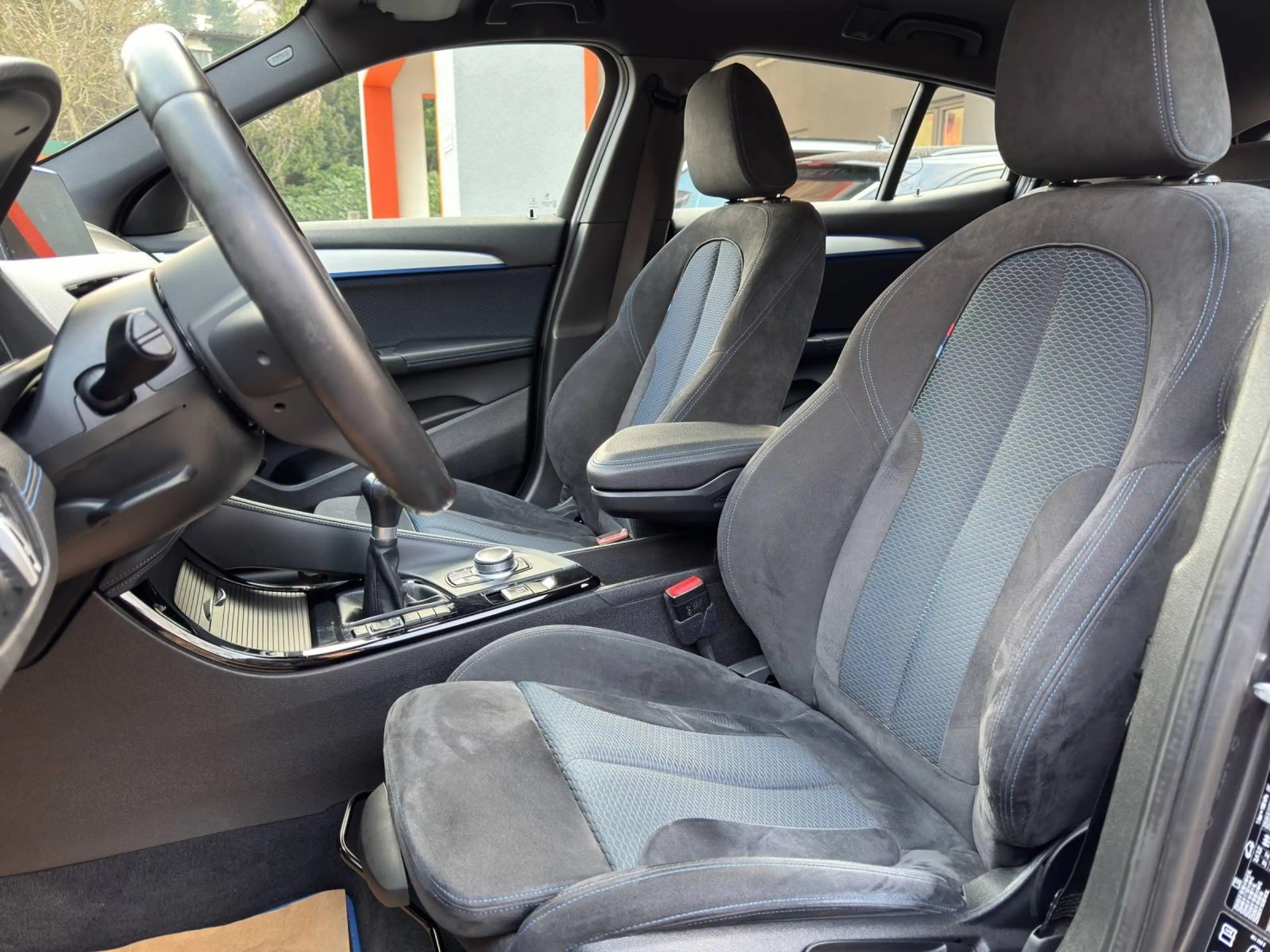 BMW X2 xDrive 18 d M Sport, AHK,.... — photo 12