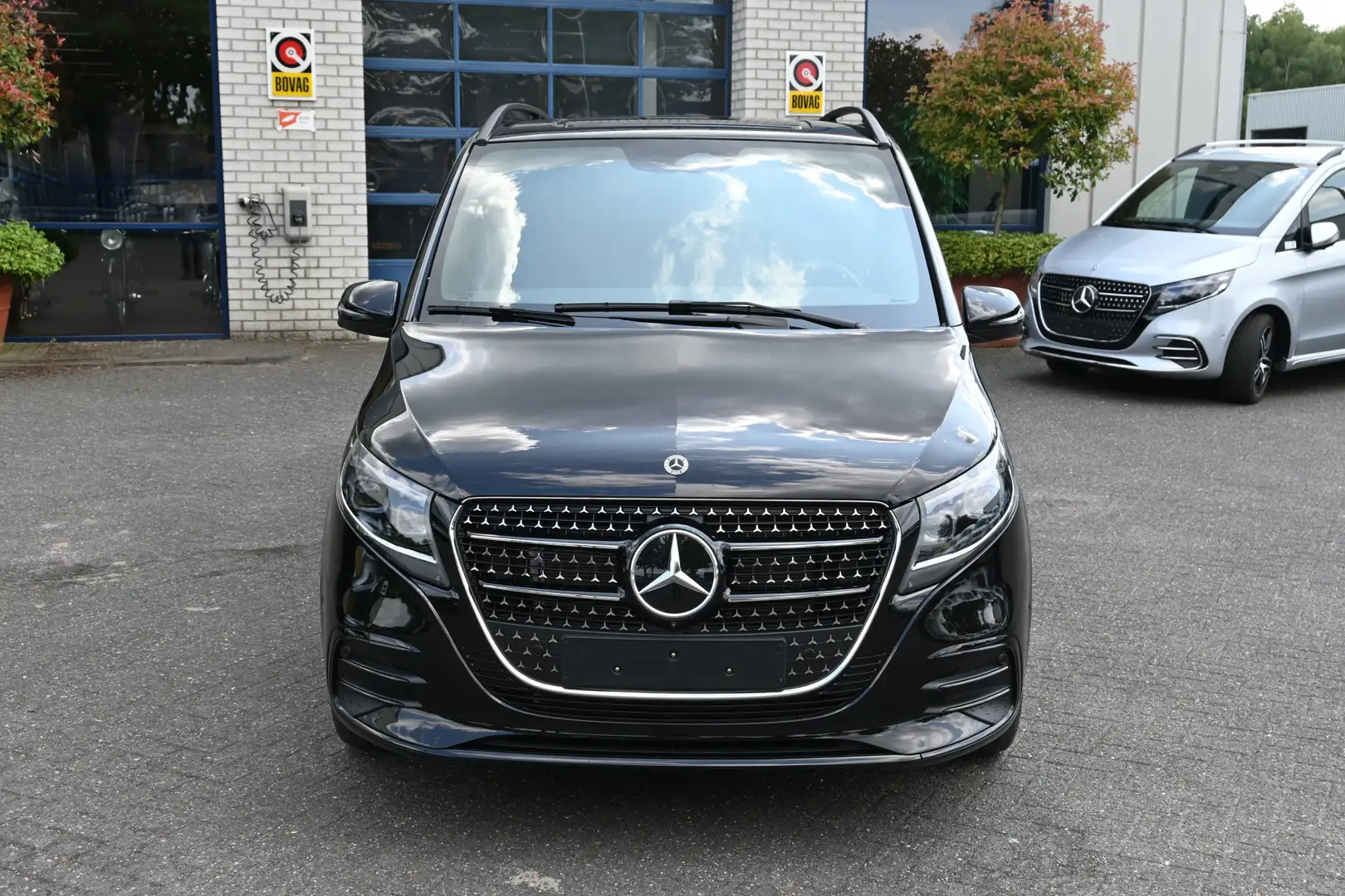 Mercedes-Benz V 250 250d 4-Matic AMG Avantgarde XL Extralang Incl BTW Nero - 2