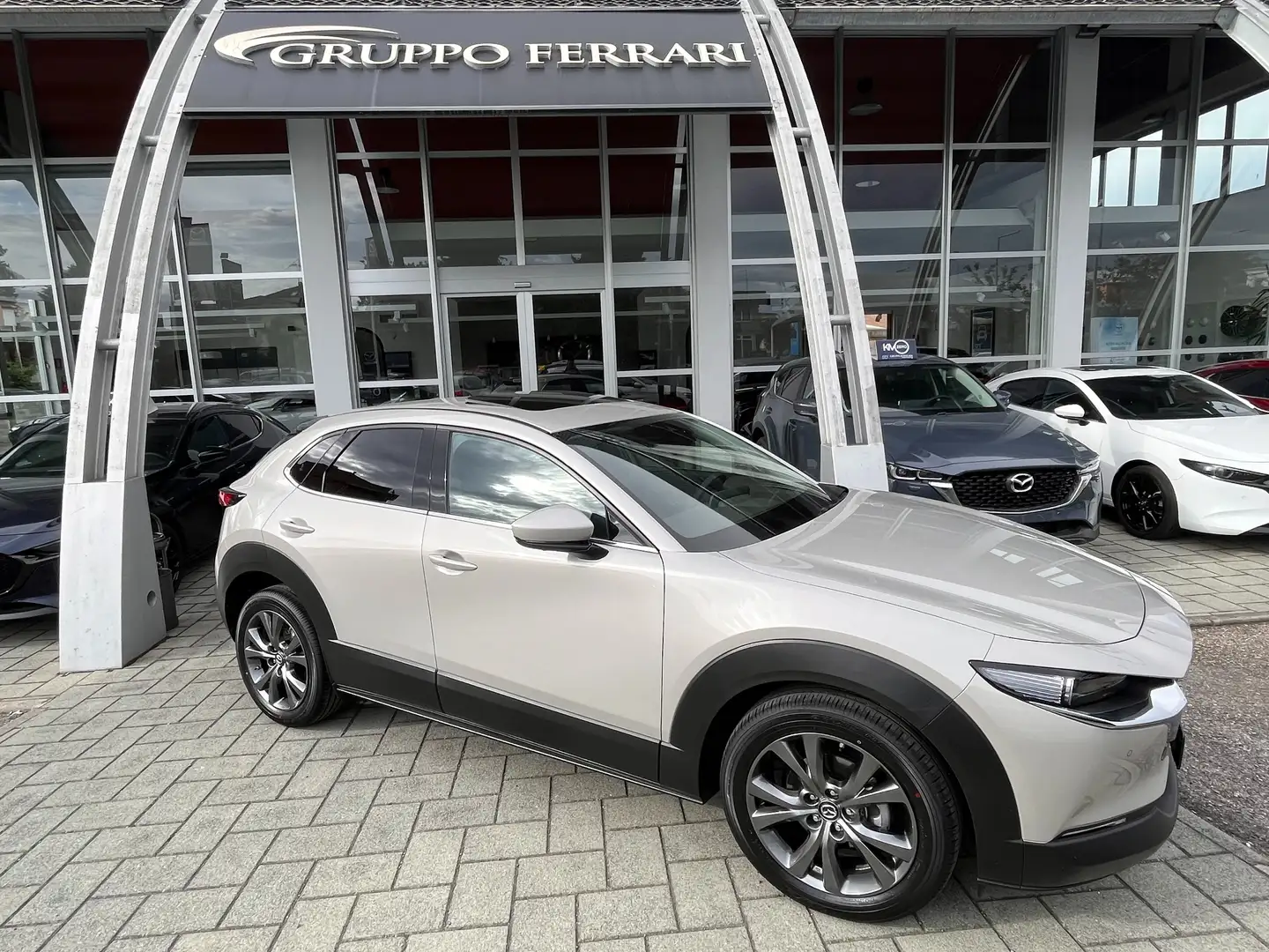 Mazda CX-30 CX-30 2.0 mhybrid EXLUSIVE 186cv AT TETTO APRIBILE Grijs - 2