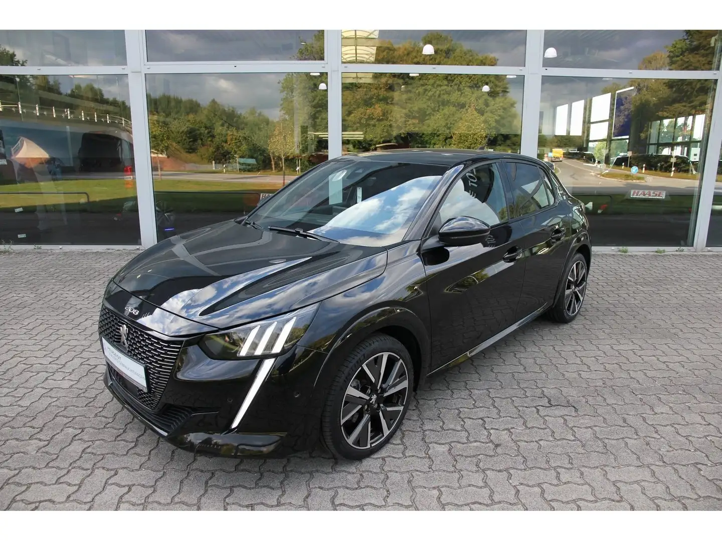 Peugeot 208 GT-Line PT 130 EAT8 Navi SHZ Full-LED RFK Grau - 1