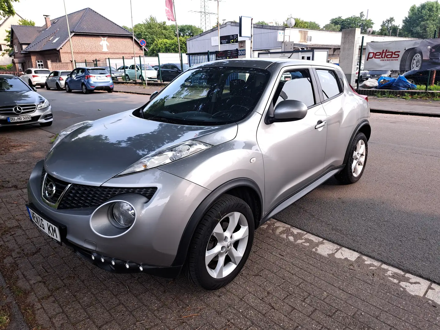 Nissan Juke 1.6 Tekna Gris - 2