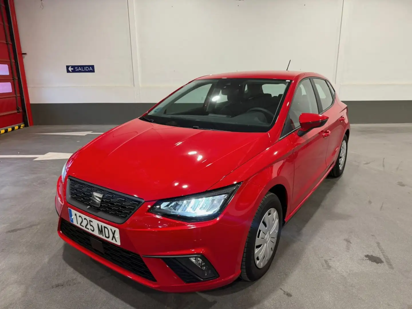 SEAT Ibiza 1.0 MPI Evo S&S Reference 80 Rouge - 1