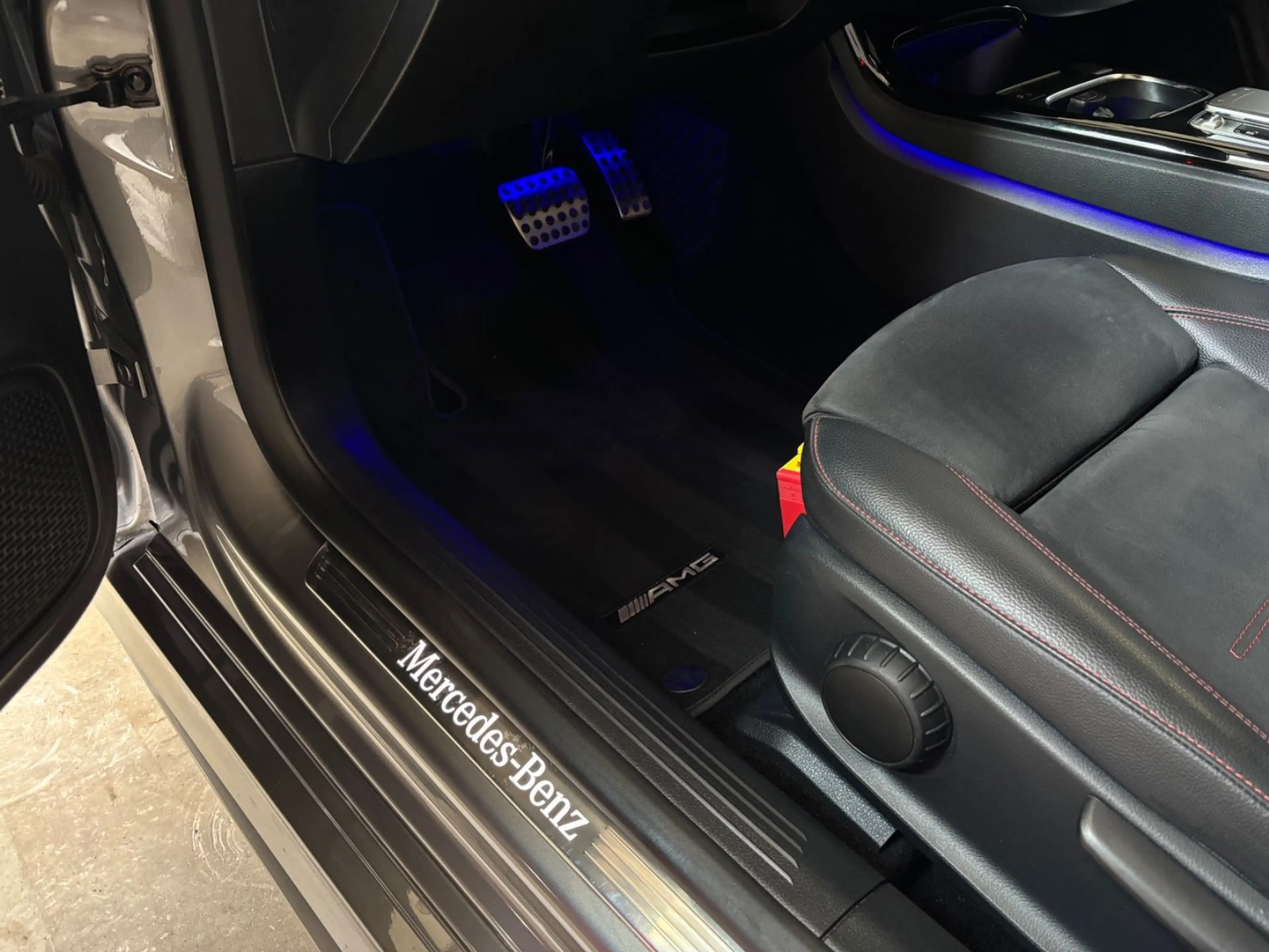Mercedes-Benz CLA 250 7G-DTC *AMG-Line* LED*Widescreen*Panoram — photo 15