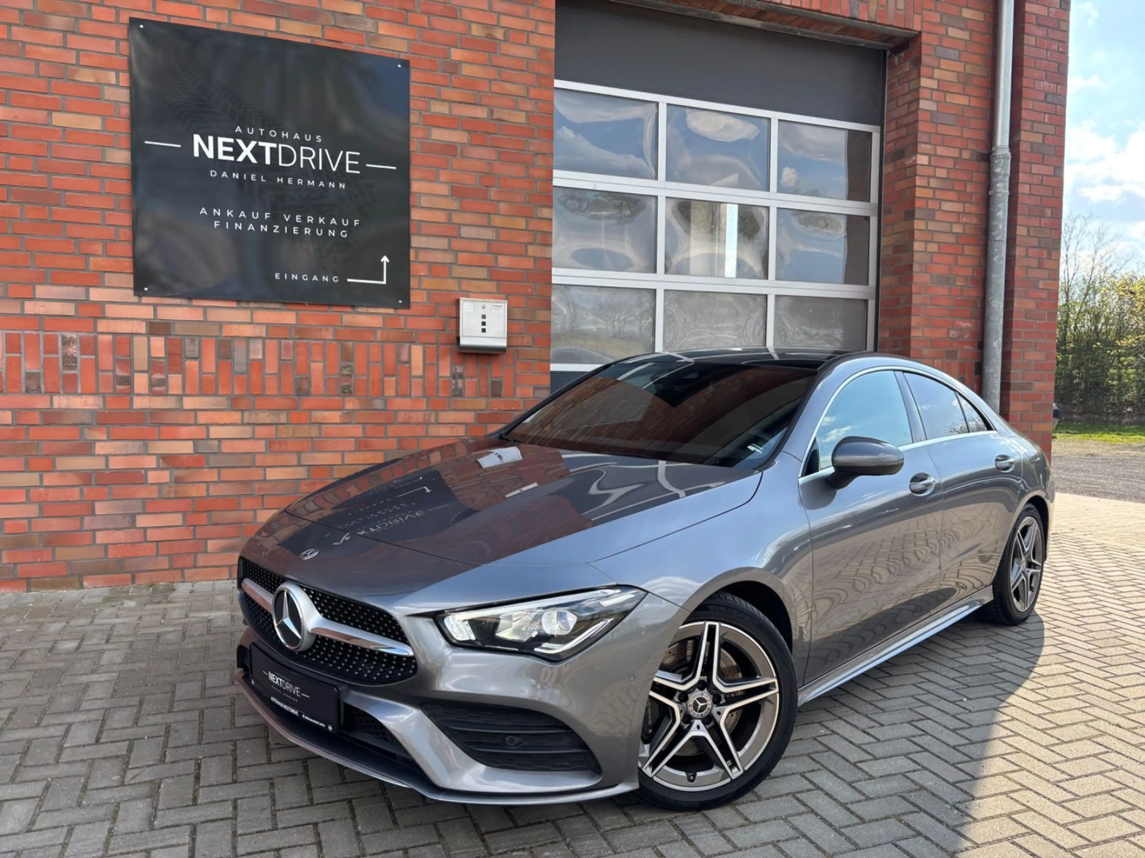 Mercedes-Benz CLA 250 7G-DTC *AMG-Line* LED*Widescreen*Panoram