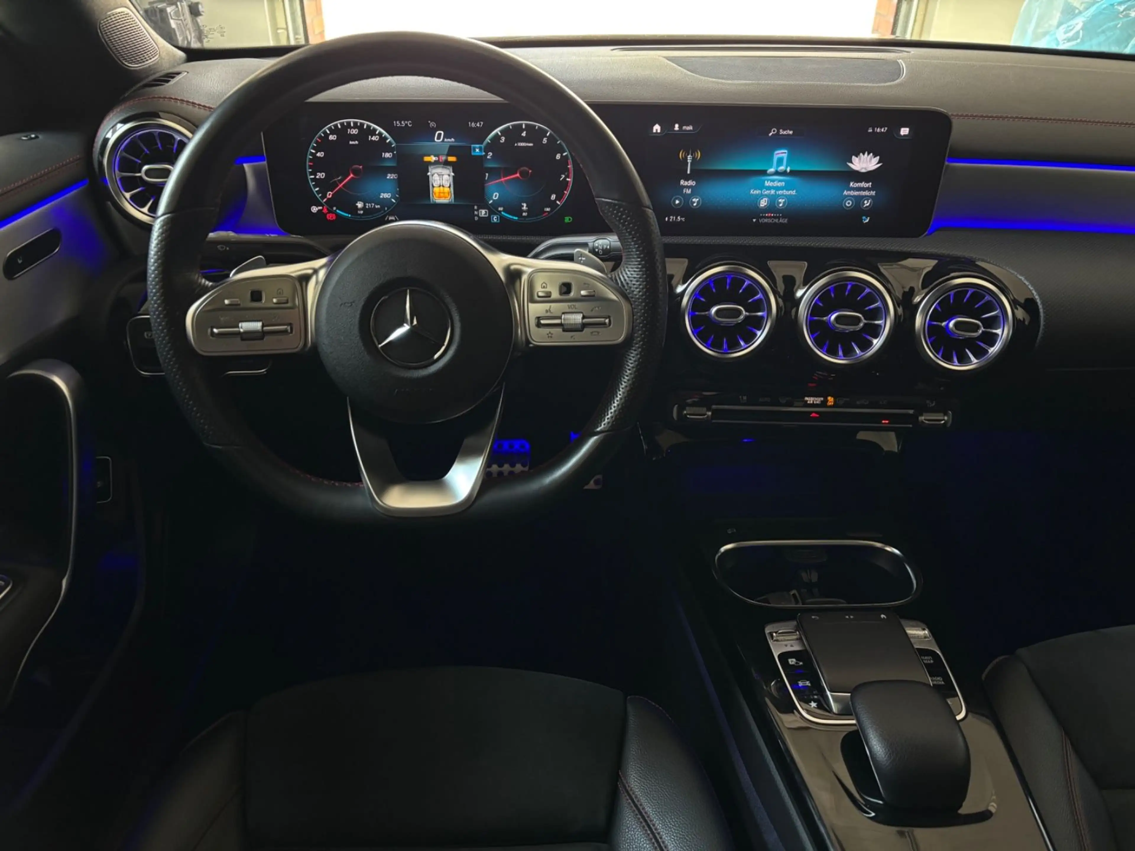 Mercedes-Benz CLA 250 7G-DTC *AMG-Line* LED*Widescreen*Panoram — photo 13