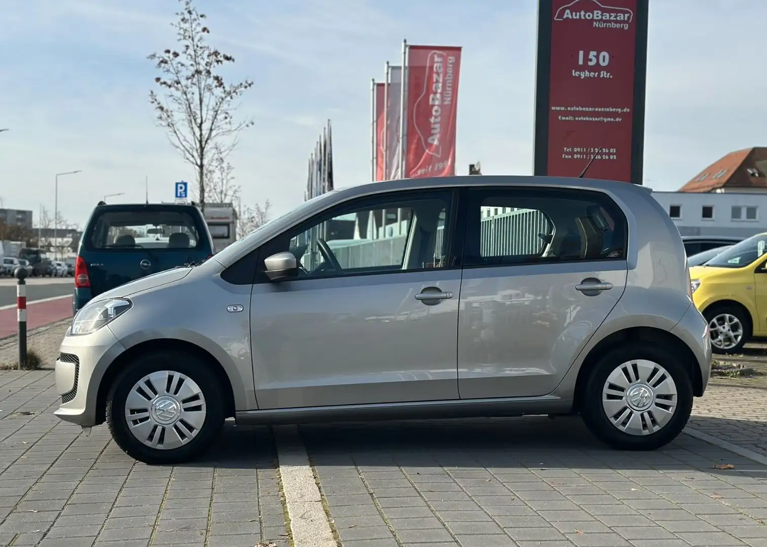 Volkswagen up! / 1. Hand / Scheckheft / Klima Argent - 2