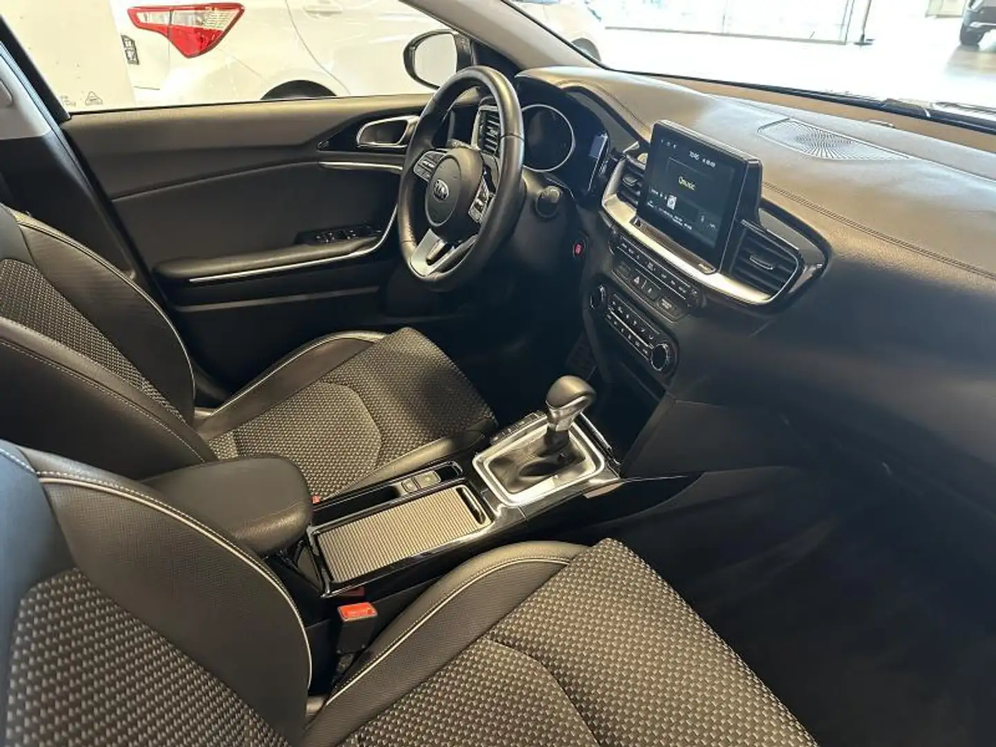 Kia Ceed SW / cee'd SW SW 1.4 T-GDI 140 AUTO Gris - 2