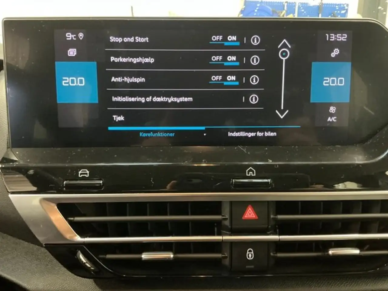 Citroen C4 Feel Pack 1.2 PureTech 130 Kamera Navi App 11