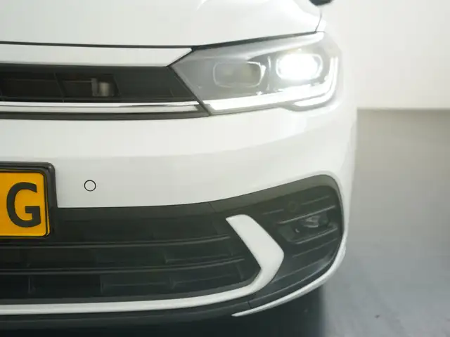 Volkswagen Polo view 24
