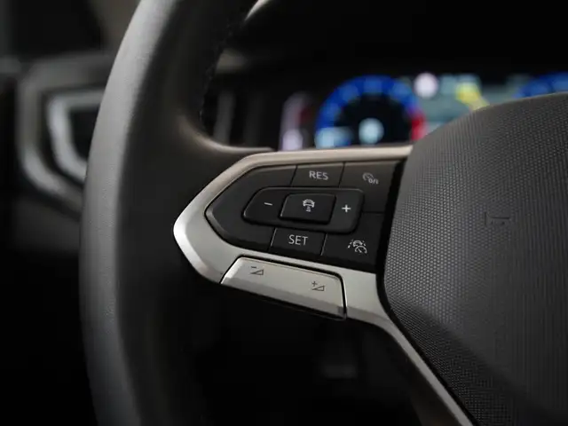 Volkswagen Polo view 7