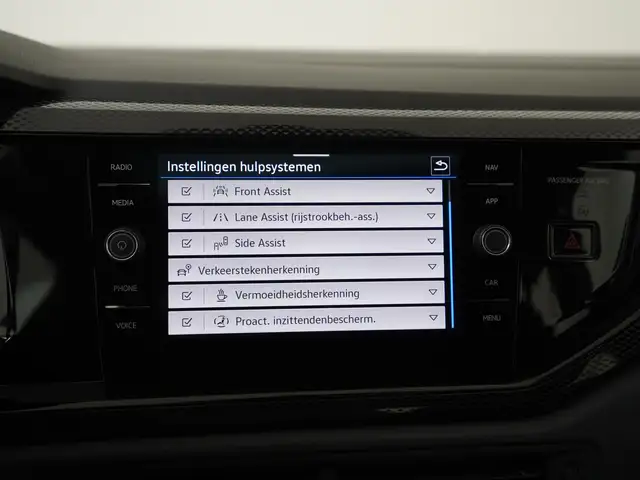 Volkswagen Polo view 22