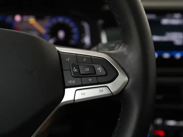 Volkswagen Polo view 9