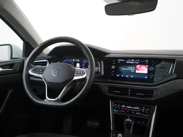 Volkswagen Polo view 5