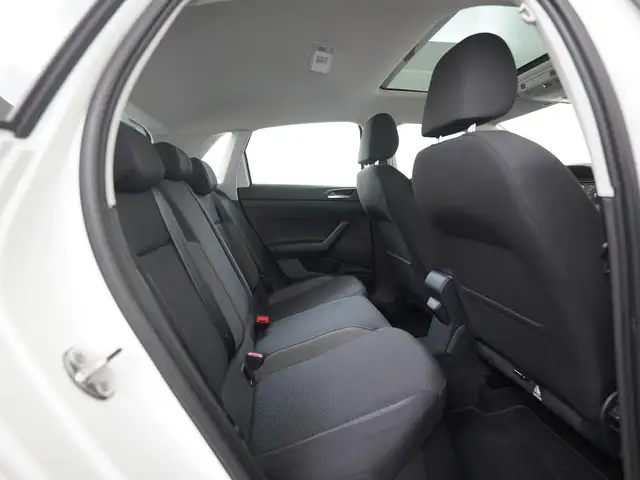 Volkswagen Polo view 27