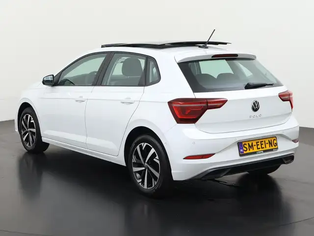 Volkswagen Polo view 6