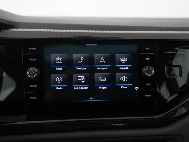 Volkswagen Polo view 19