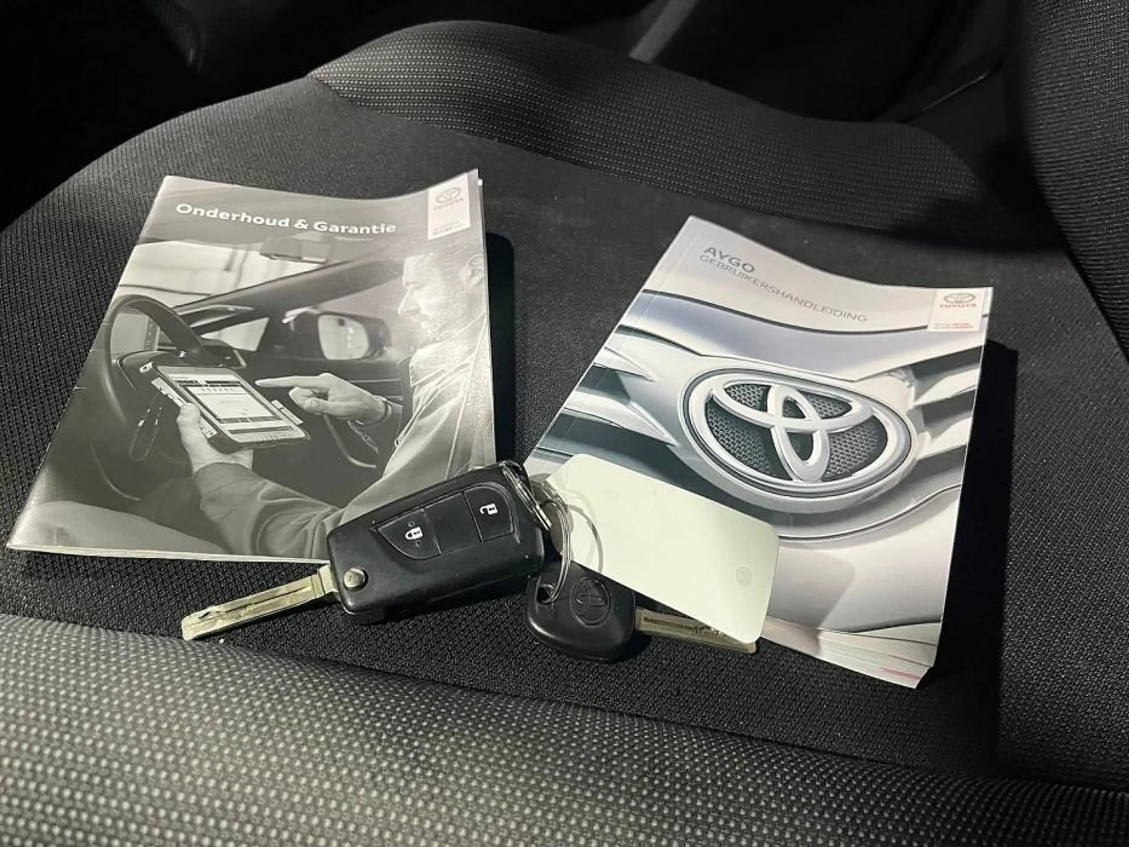 Toyota Aygo 1.0 VVT-i x-fun|Airco|Bluetooth! — photo 5