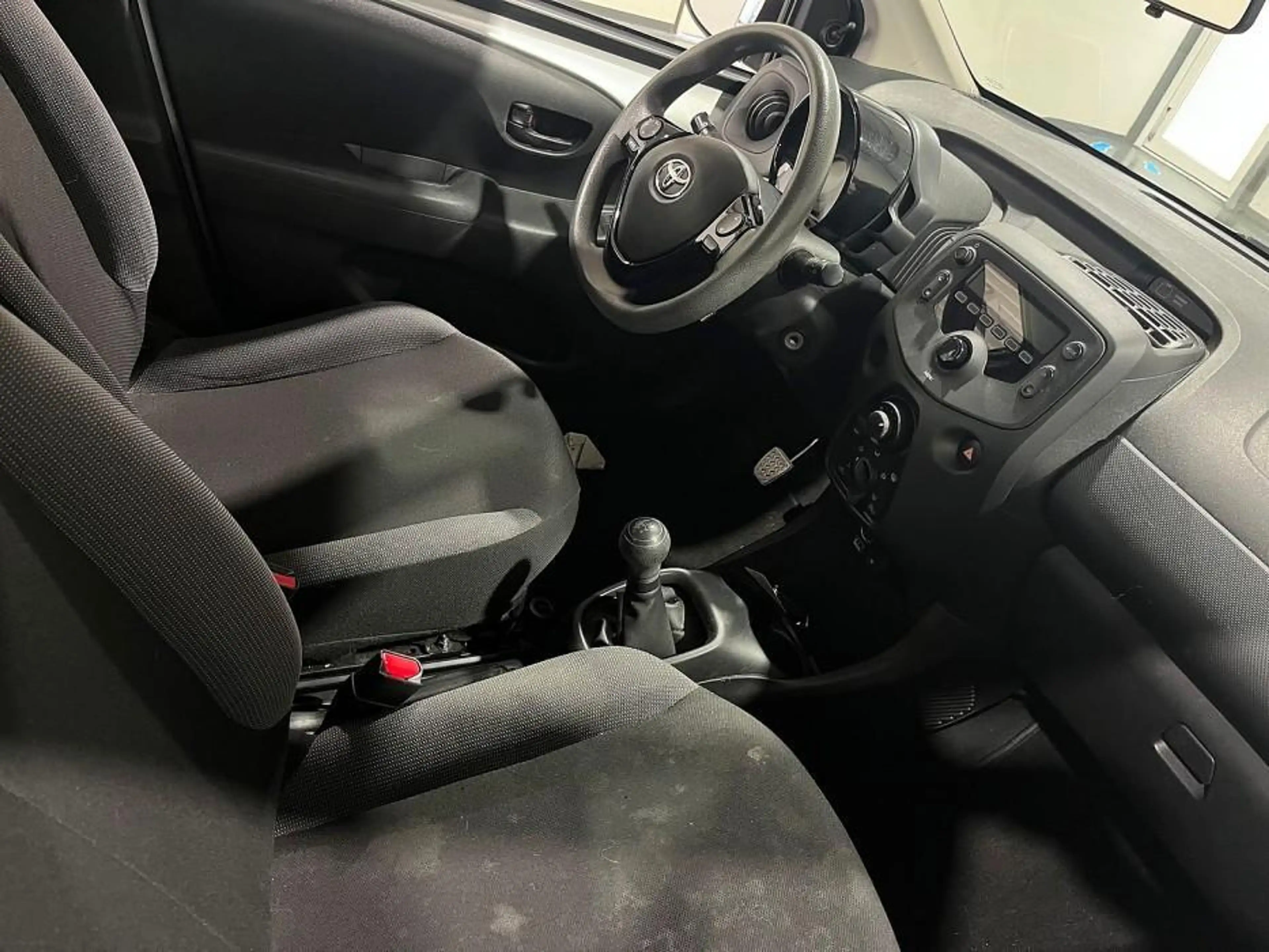 Toyota Aygo 1.0 VVT-i x-fun|Airco|Bluetooth! — photo 3