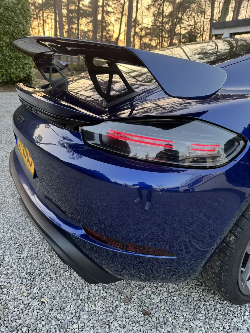 Porsche 718 Cayman GT4 4.0i - 2