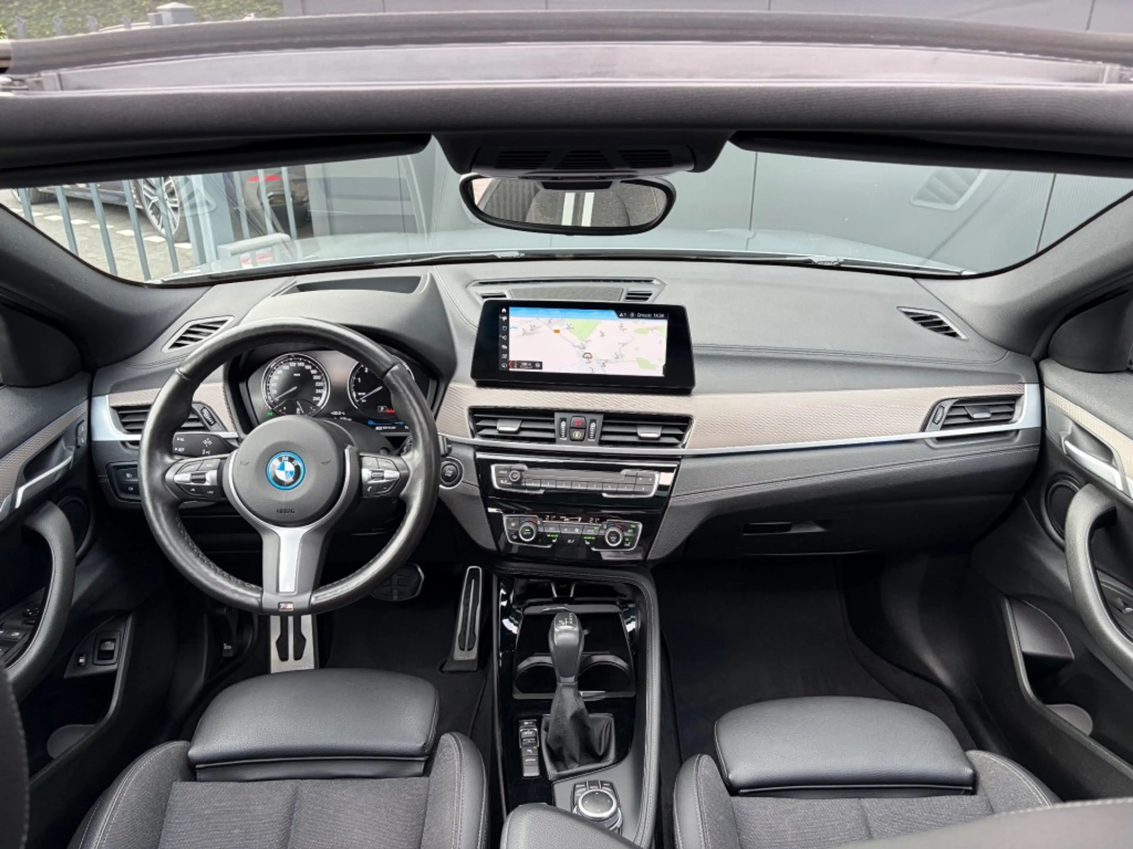 BMW X2 xDrive25e M Sport Pano ACC HUD Camera Leder E.klep — photo 6