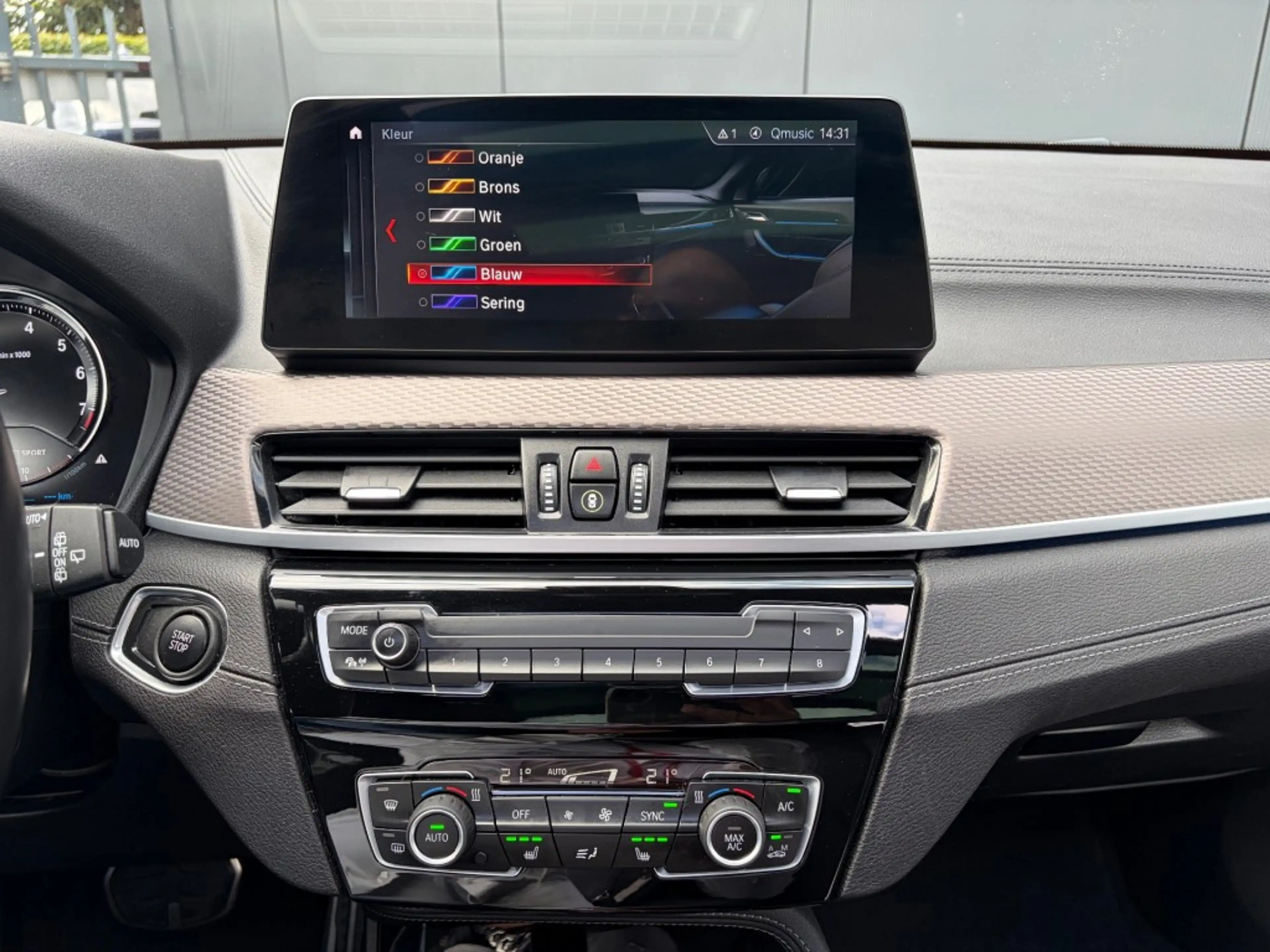 BMW X2 xDrive25e M Sport Pano ACC HUD Camera Leder E.klep — photo 8
