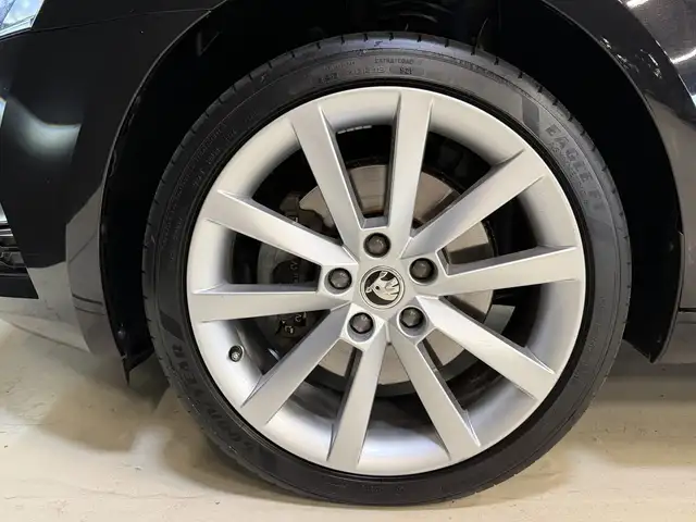 Skoda Octavia view 26