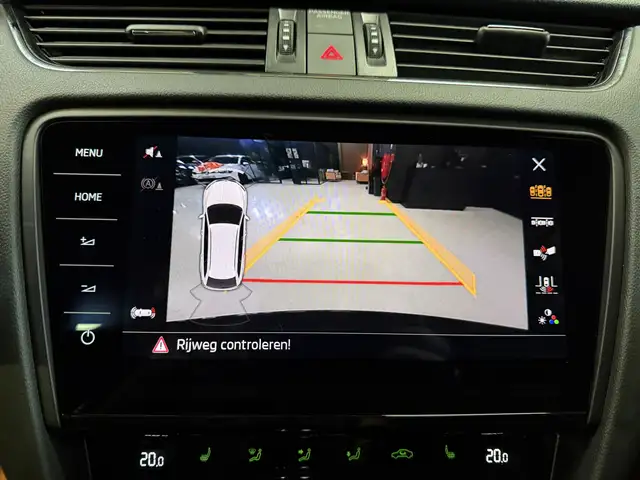 Skoda Octavia view 16