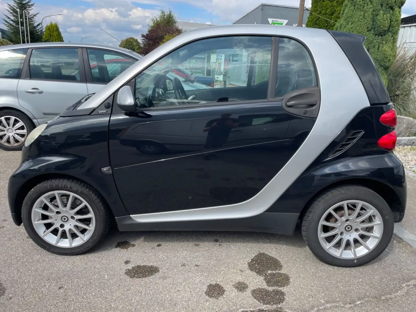 smart forTwo coupe passion Klima Navi Alu Silber - 2