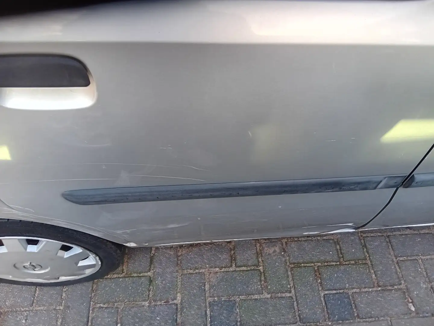 Opel Agila Agila 1.2-16V Essentia Grijs - 1